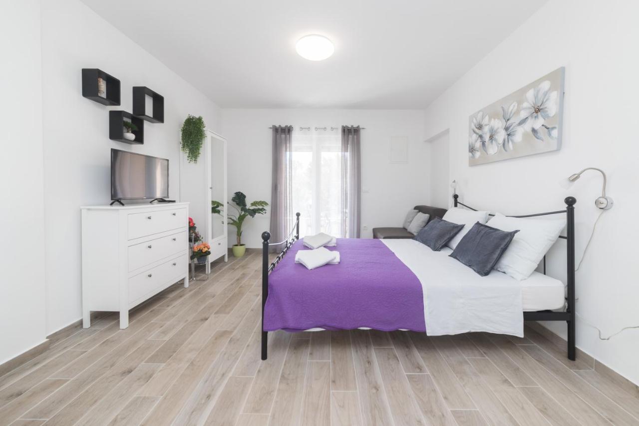 Agava Apartment Углян Екстериор снимка