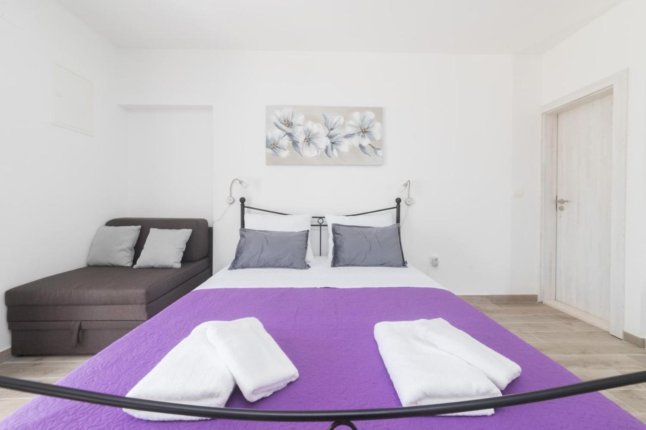 Agava Apartment Углян Екстериор снимка