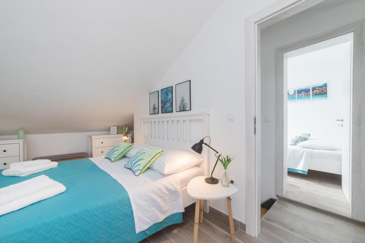 Agava Apartment Углян Екстериор снимка
